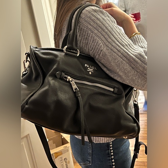 Prada Black Leather Shoulder Bag - Picture 6 of 7